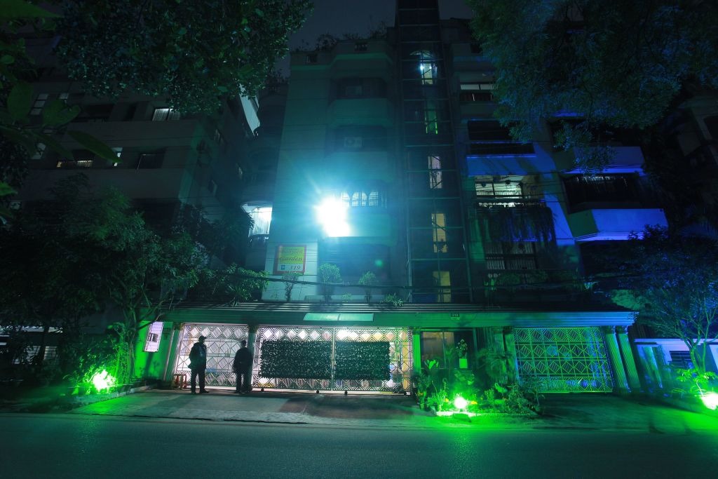Comfortable beds in quadruple room Babylon Hotel