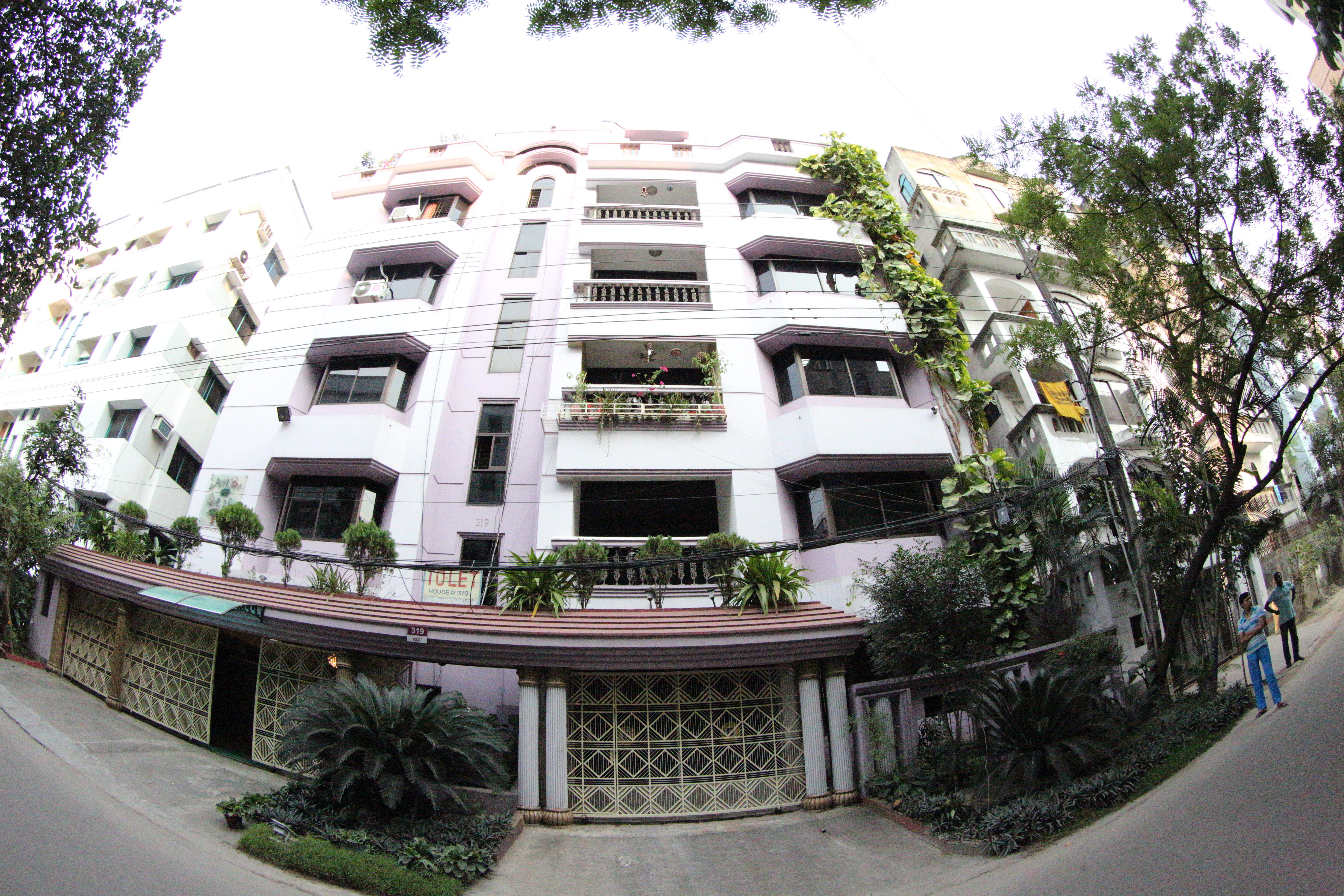 Babylon Hotel & Serviced Apartments building exterior in Baridhara DOHS, Dhaka